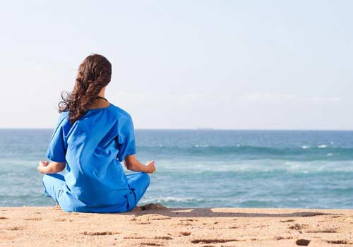 瑜伽冥想中练习放松的两种方法