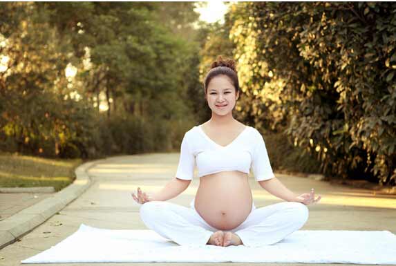 孕妇怀孕4个月后再练瑜伽会更好