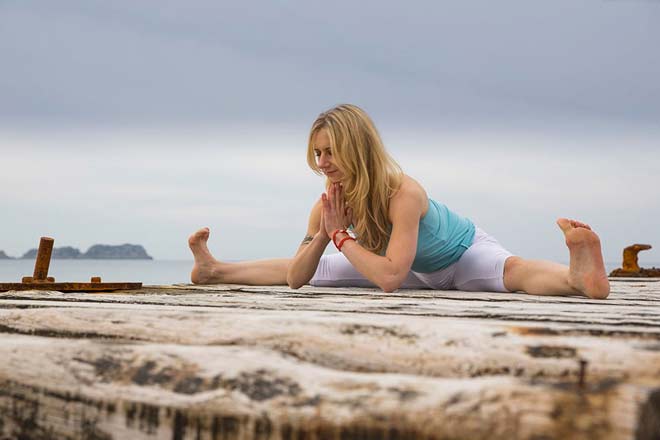 12个瑜伽动作让你全身彻底放松