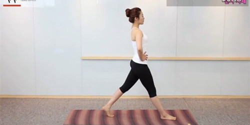 韩国美女瑜伽体式教学第一集