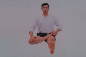 印度瑜伽坐姿体式—莲花式