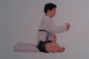 印度瑜伽放松体式—放松束角式