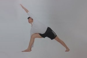 印度瑜伽纤腰瑜伽—三角侧伸展式