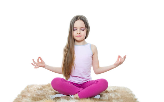 儿童也能练瑜伽 有助发育和健康
