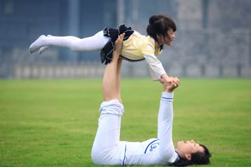 孕妇瑜伽有氧保健操教学教程视频光盘