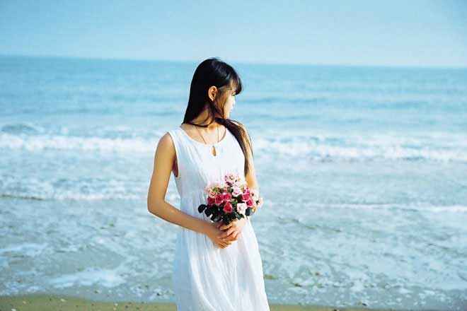 轻松锻炼，对付背痛有妙方