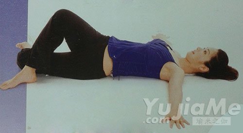 侧身仰卧起坐-高效塑腰减肥瑜伽1