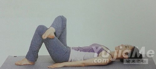 看着电视翘美臀2