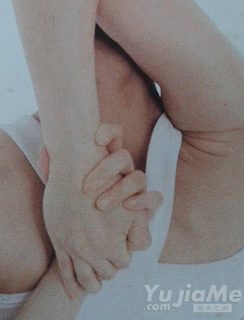 手臂和肩关节的伸展进阶动作